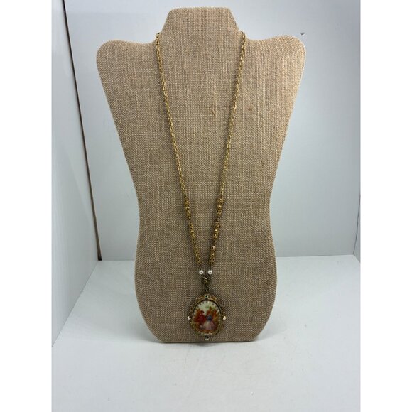 Vintage Victorian Cameo Style Necklace & Earring Set With Romantic Scene & Gold - Picture 6 of 14